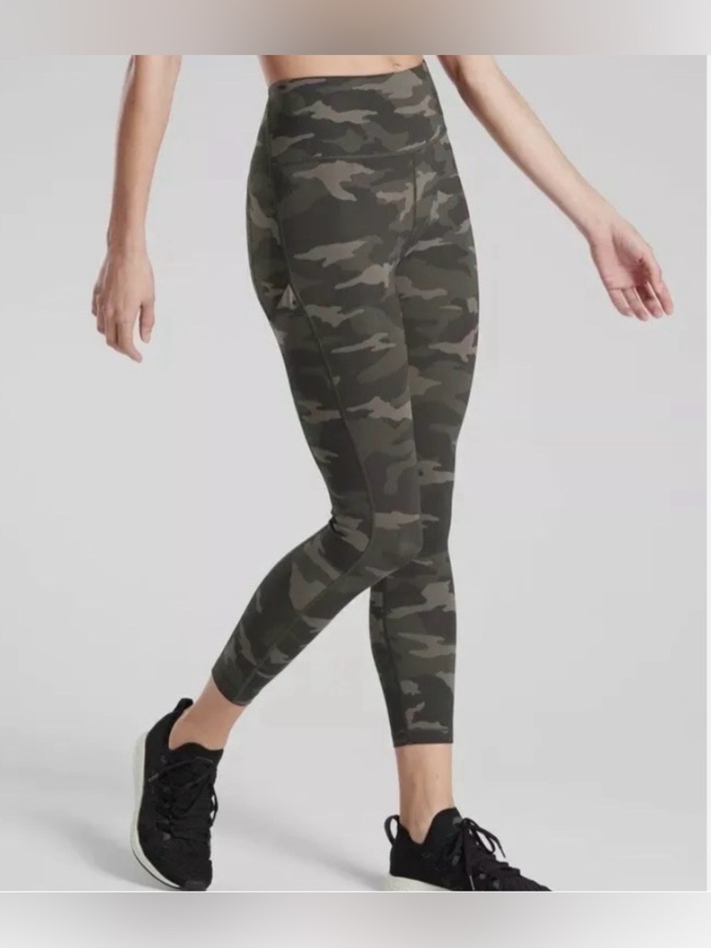 Athleta Green Camo Contender 7/8 High Waist Pocket Stretch Tight Legging M